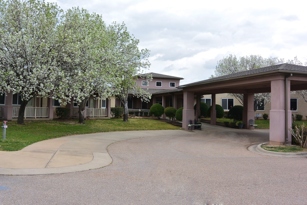 Independent Living at the Oaks Coryell Health